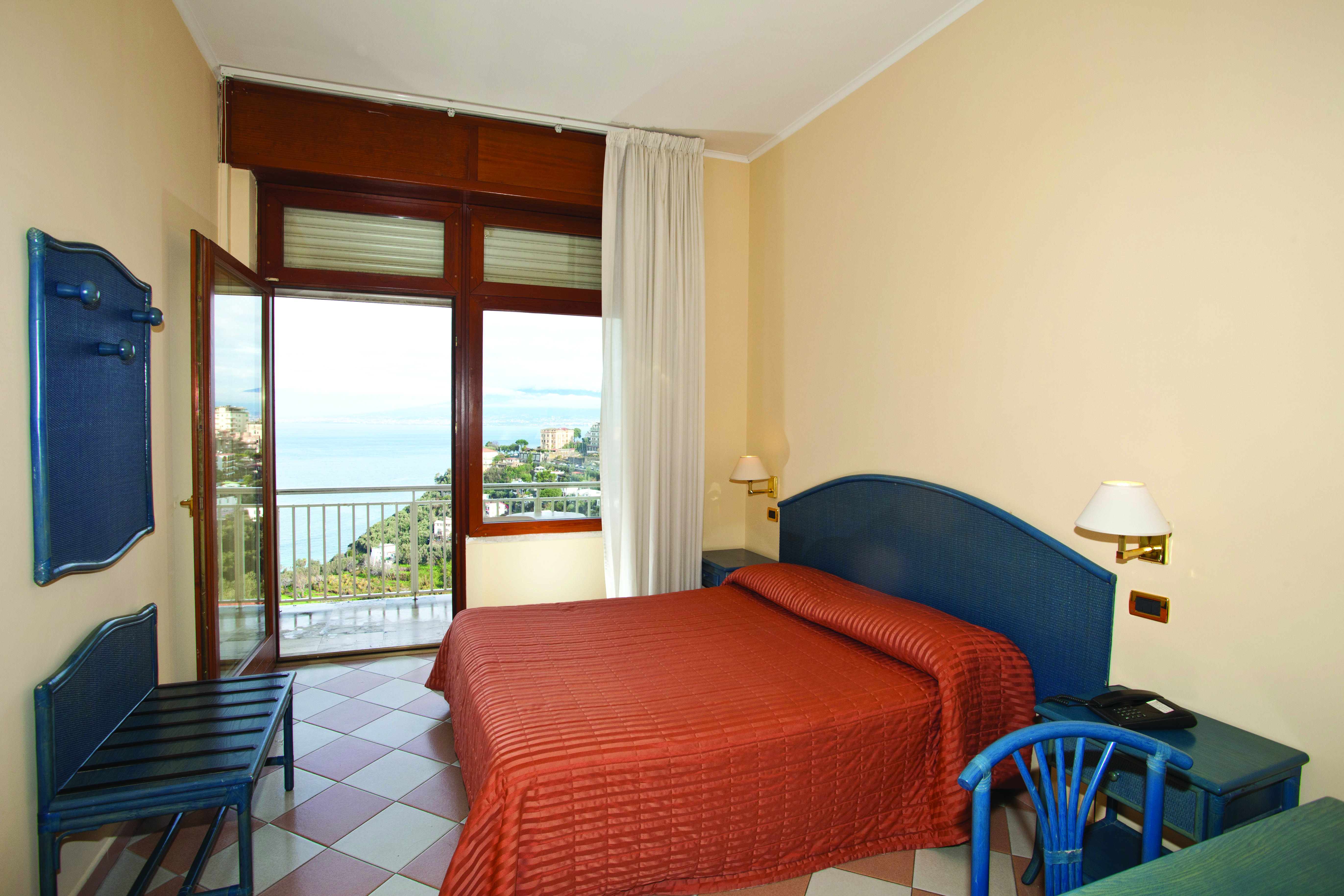 Grand Hotel Moon Valley Vico Equense Buitenkant foto