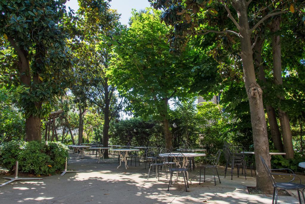 Grand Hotel Moon Valley Vico Equense Buitenkant foto